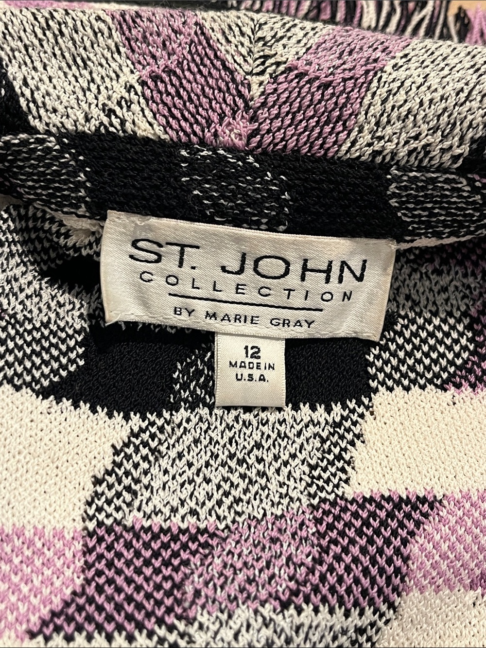 St. John Pink, Black & Cream Chunky Knit Pullover - Picture 1 of 7